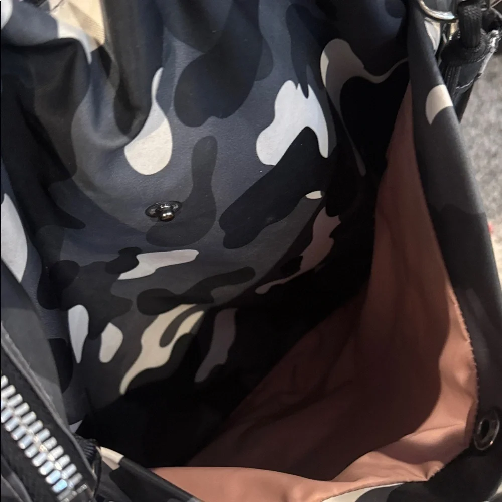 Wonder ShortyLove Large work travel Camouflage Tote Bag crossbody purse durable